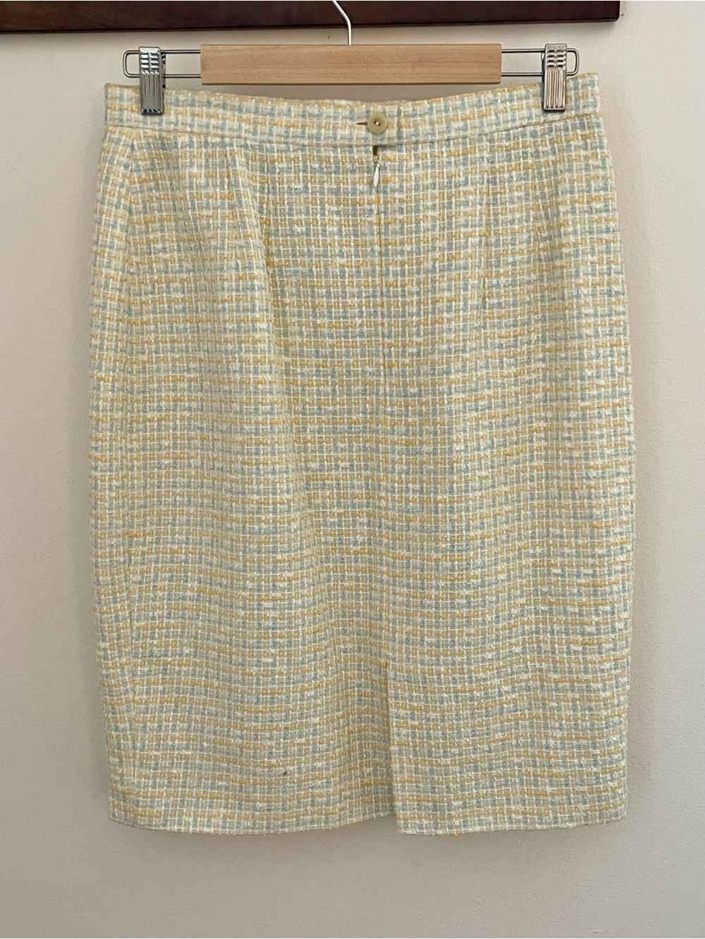 Vintage ESCADA Margaretha Ley Tweed Skirt Suit 38 Made Germany - Picture 13 of 13
